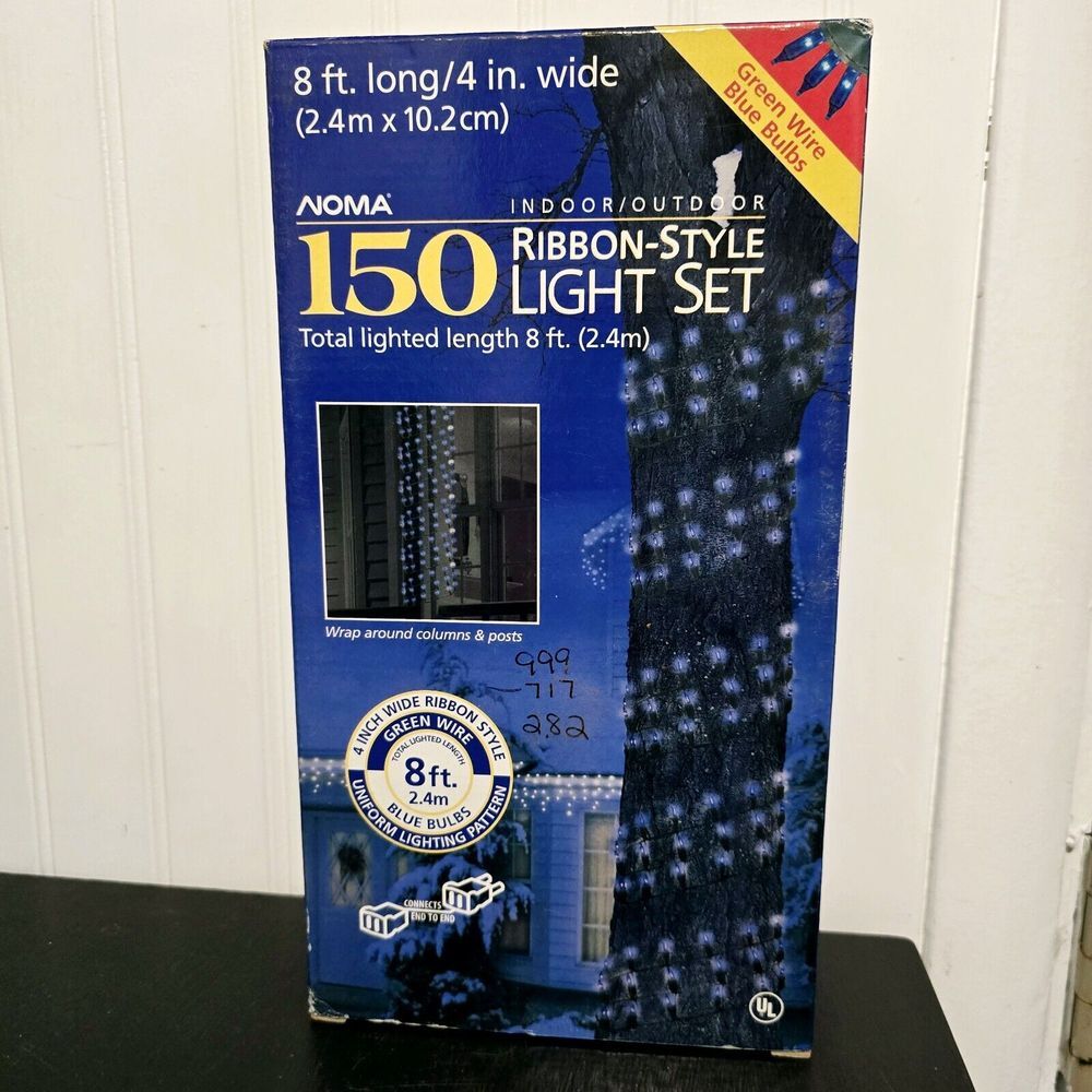 NIB Blue 150 Light‎ Set Indoor/Outdoor Ribbon Style Tree Lights